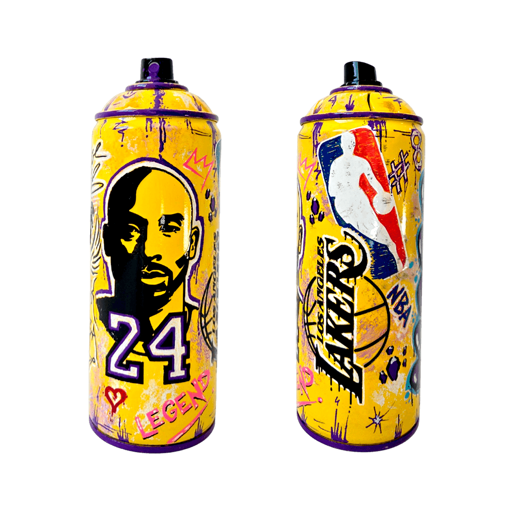 Set de botes de spray decorativos con retratos de Kobe Bryant y logos de los LA Lakers en amarillo y morado, arte urbano de colección.